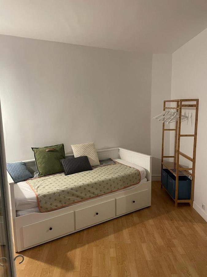 Appartement A Париж Екстериор снимка