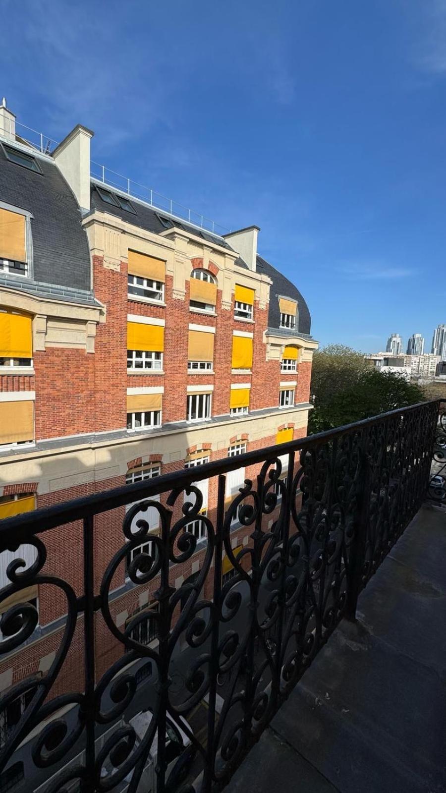 Appartement A Париж Екстериор снимка